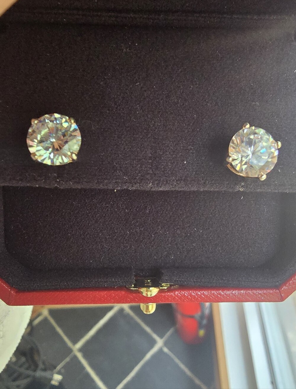 Classic Round White Crystal Stud Earrings - Women Jewelry